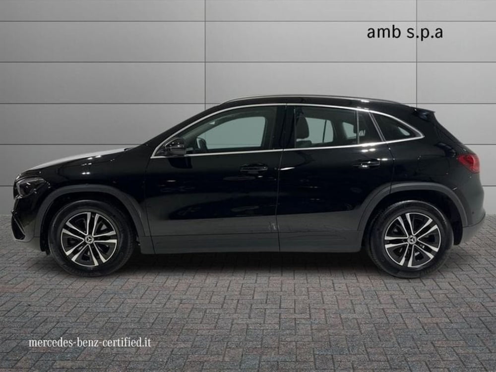 Mercedes-Benz GLA SUV usata a Napoli (6)