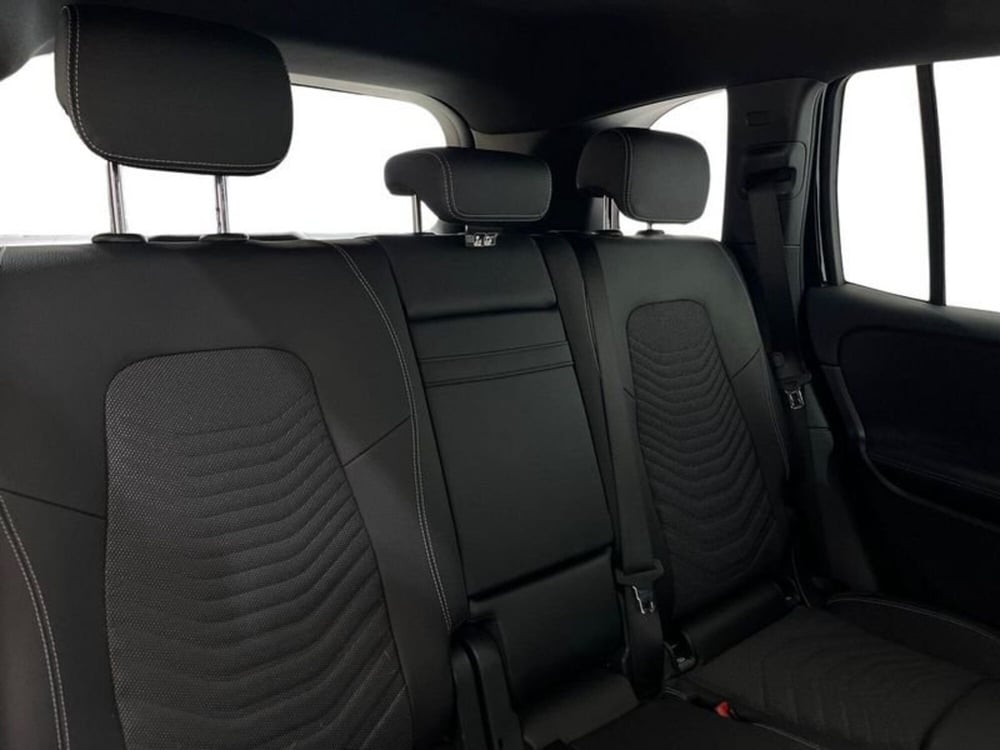 Mercedes-Benz GLB usata a Napoli (17)