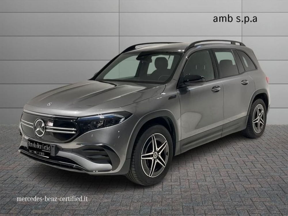 Mercedes-Benz EQB usata a Napoli