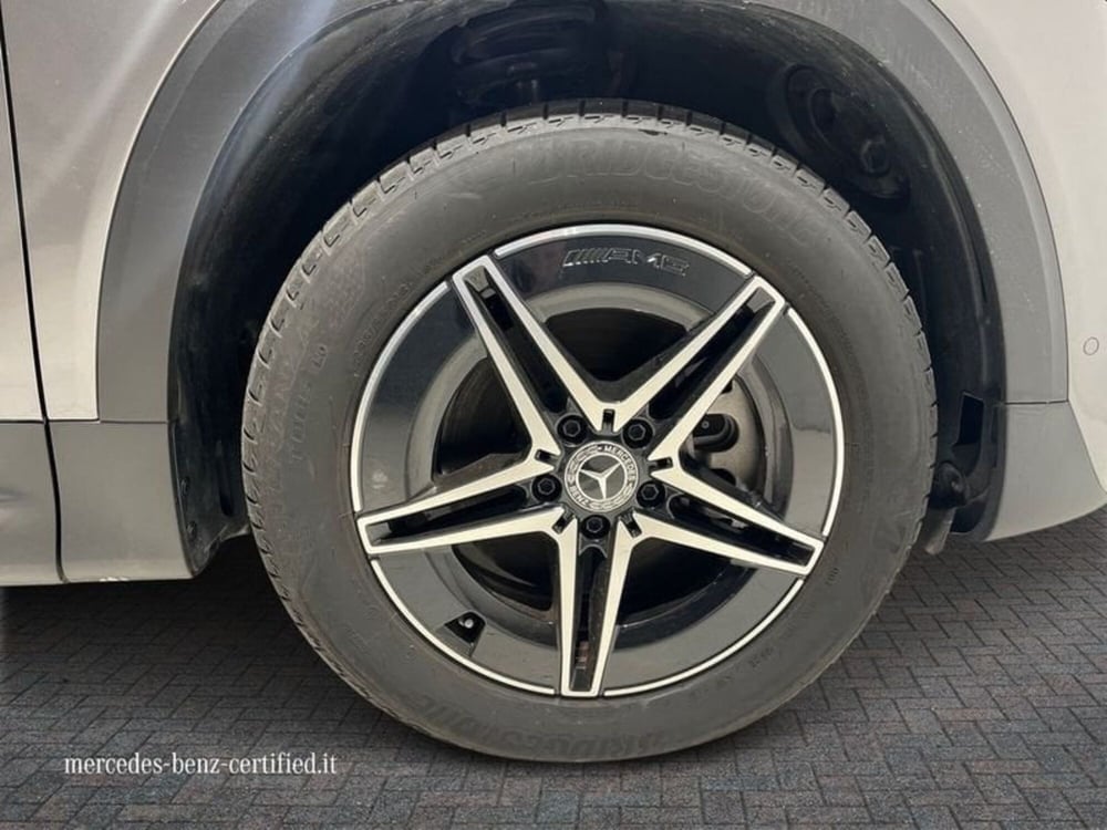 Mercedes-Benz EQB usata a Napoli (17)