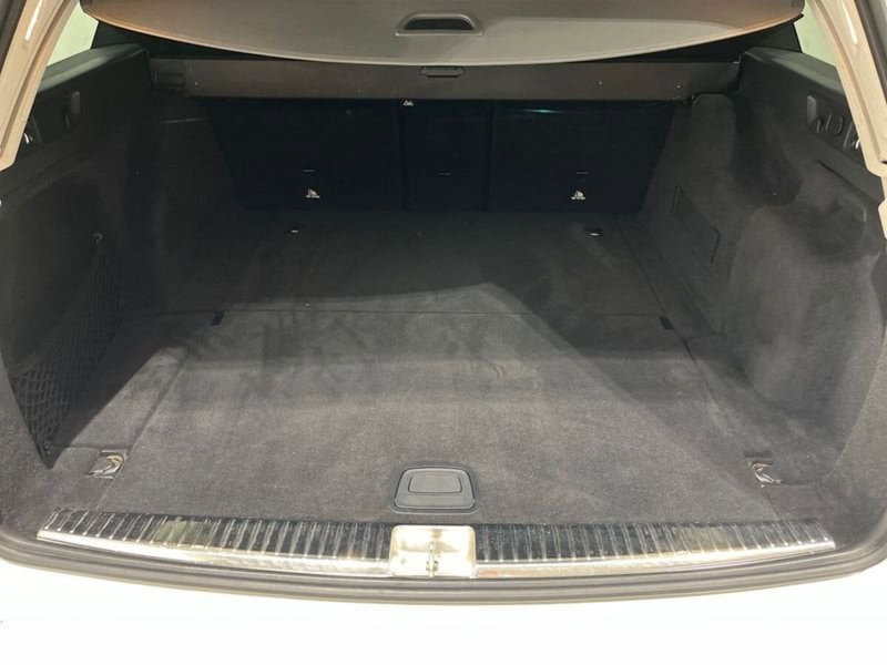 Mercedes-Benz Classe E Station Wagon usata a Napoli (10)