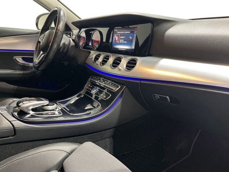 Mercedes-Benz Classe E Station Wagon usata a Napoli (16)