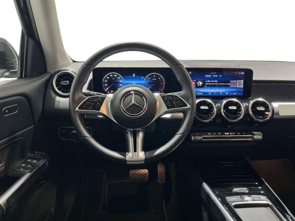 Mercedes-Benz GLB usata a Napoli (13)