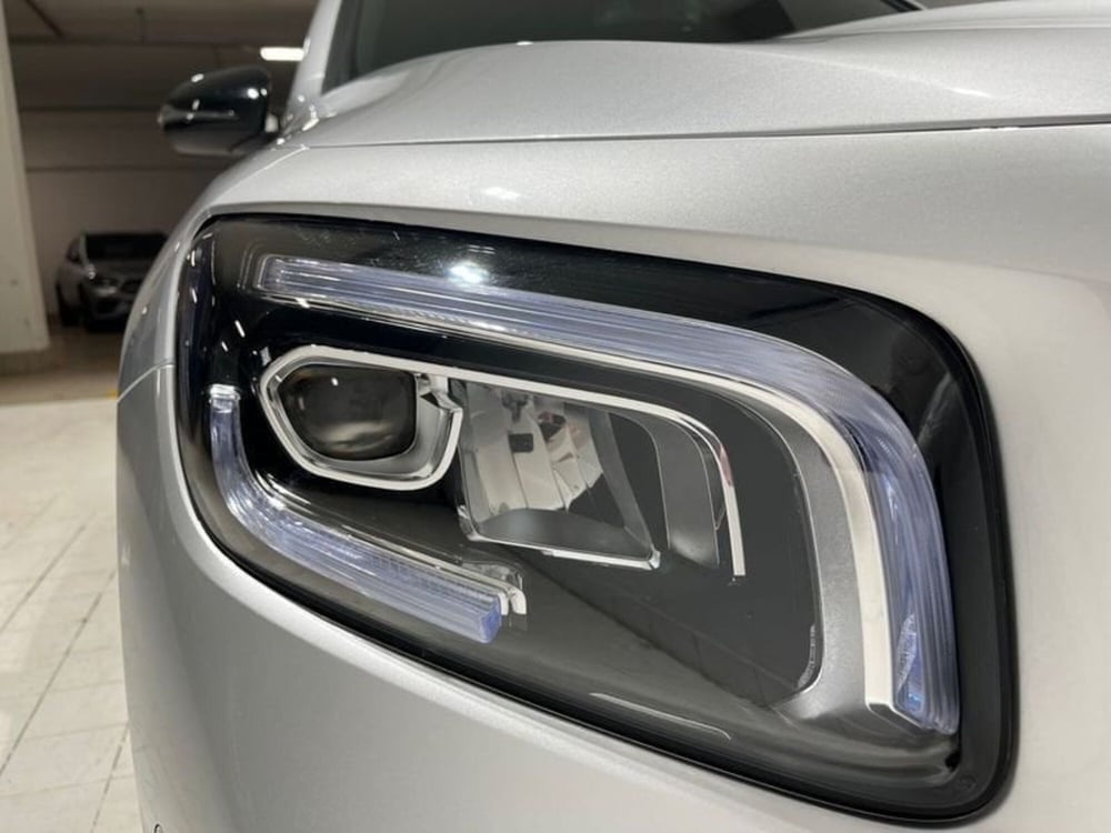 Mercedes-Benz GLB usata a Napoli (9)