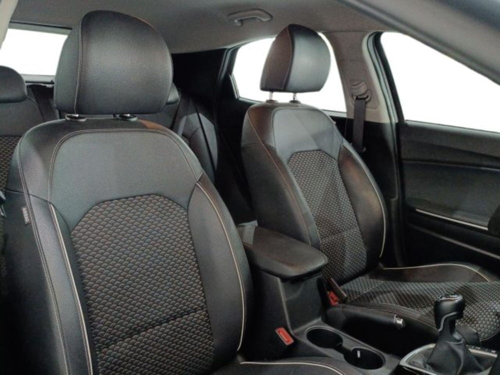 Kia XCeed usata a Catania (10)