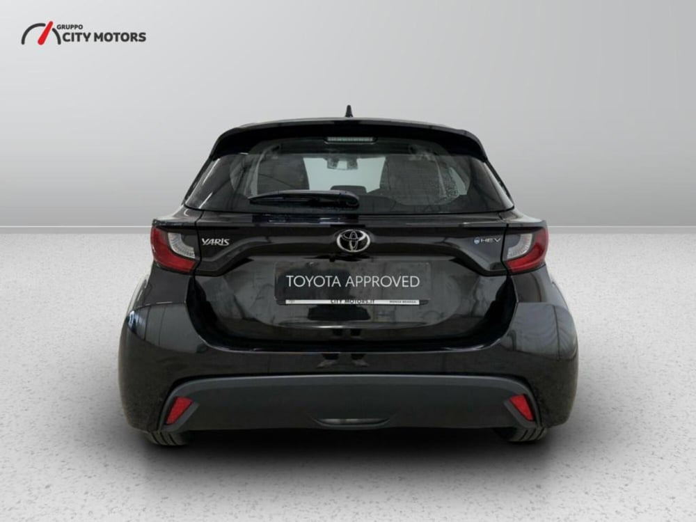 Toyota Yaris Cross nuova a Monza e Brianza (5)
