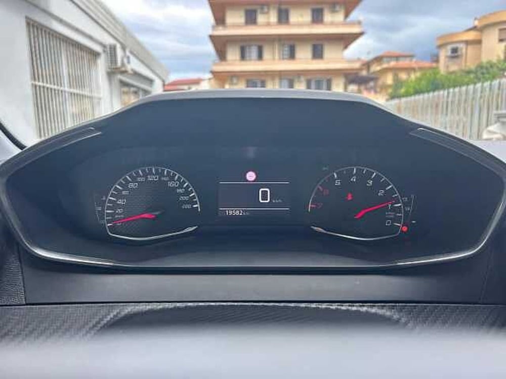 Peugeot 208 usata a Vibo Valentia (11)