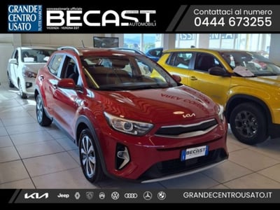 Kia Stonic 1.0 T-GDi 100 CV MHEV iMT Style del 2022 usata a Brendola