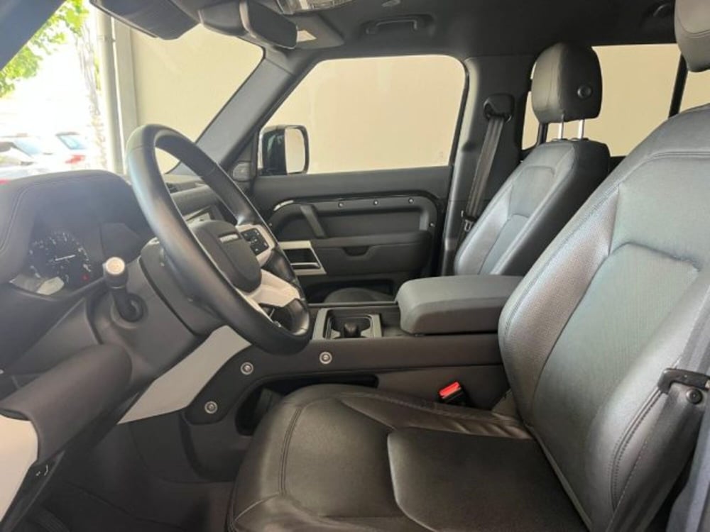 Land Rover Defender usata a Trapani (10)