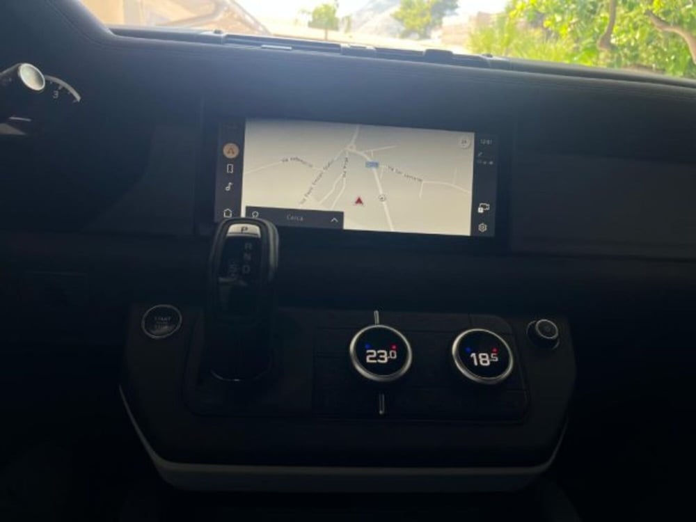 Land Rover Defender usata a Trapani (15)