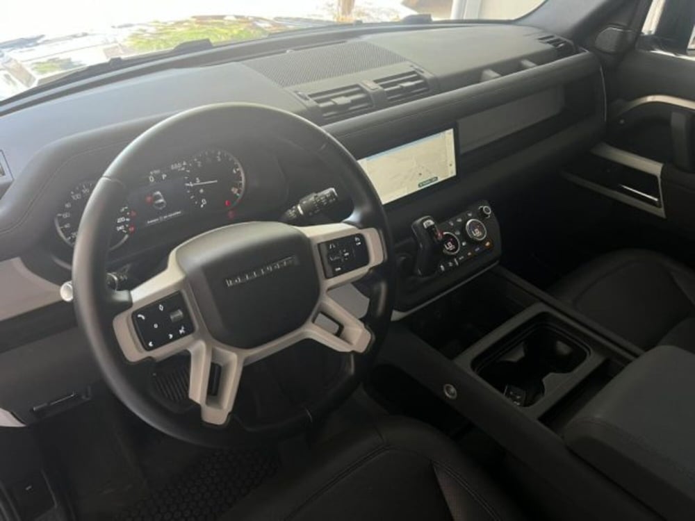 Land Rover Defender usata a Trapani (10)
