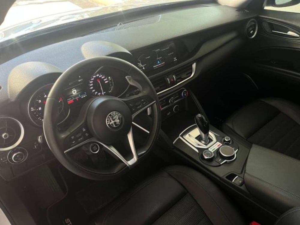 Alfa Romeo Stelvio usata a Trapani (12)