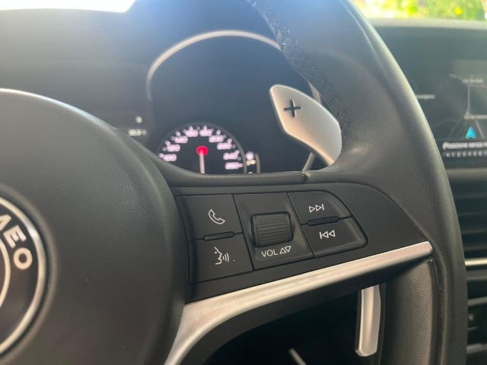 Alfa Romeo Stelvio usata a Trapani (13)