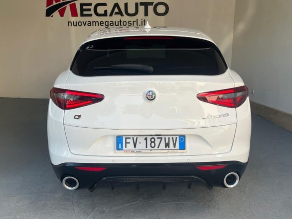 Alfa Romeo Stelvio usata a Trapani (4)