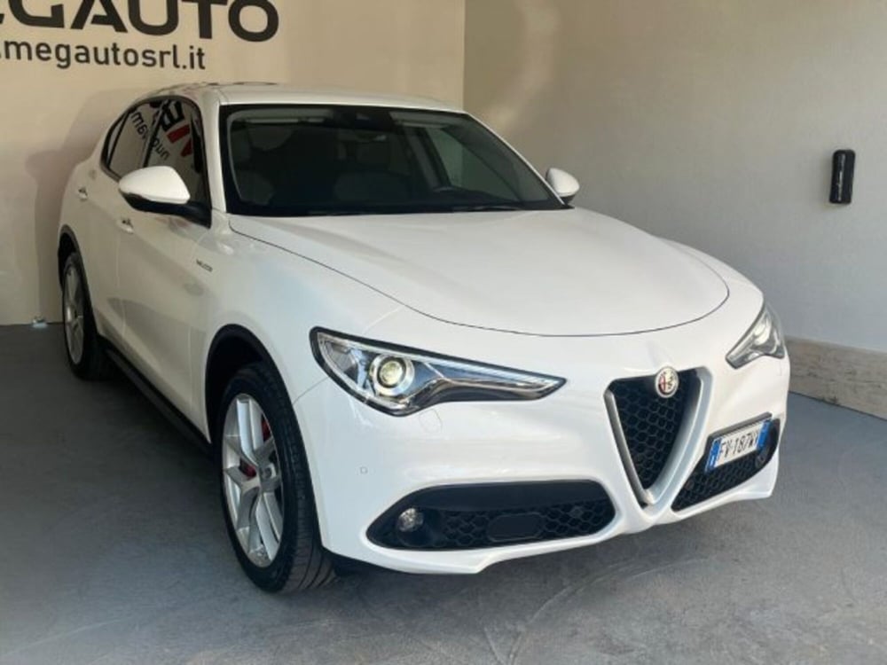 Alfa Romeo Stelvio usata a Trapani (6)
