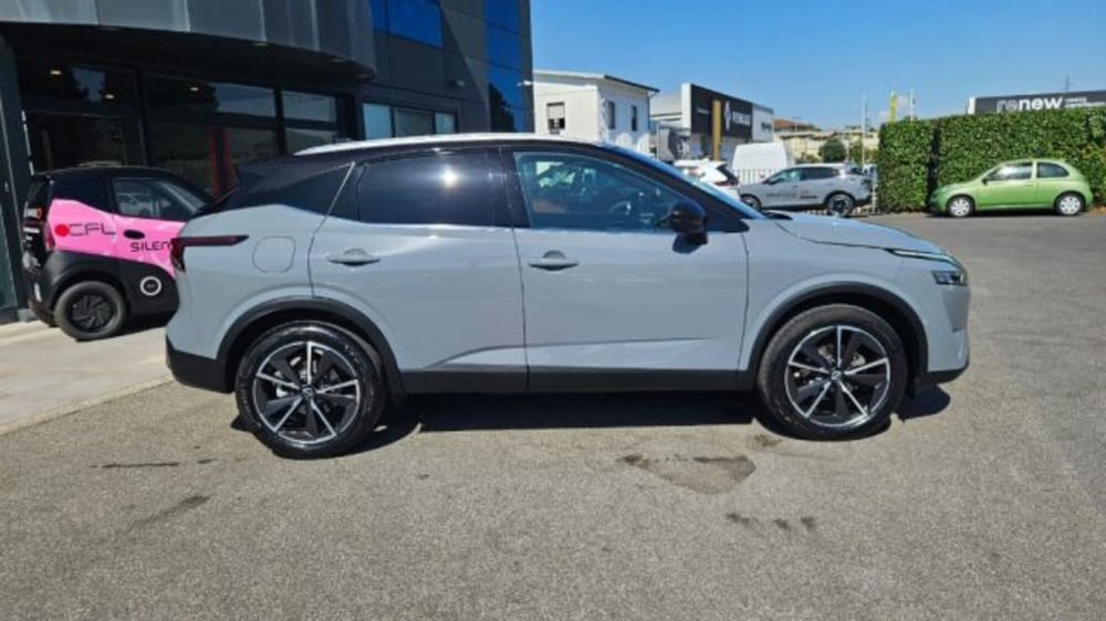 Nissan Qashqai usata a Lucca (3)