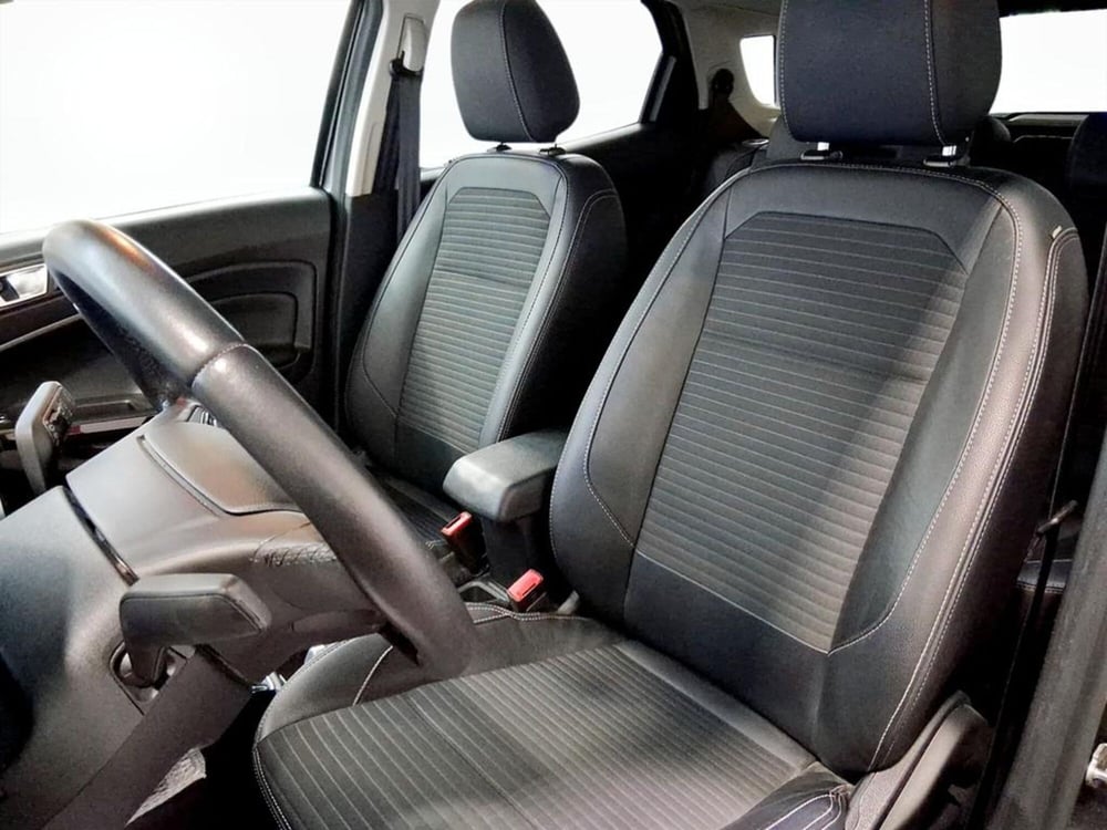 Ford EcoSport usata a Padova (13)