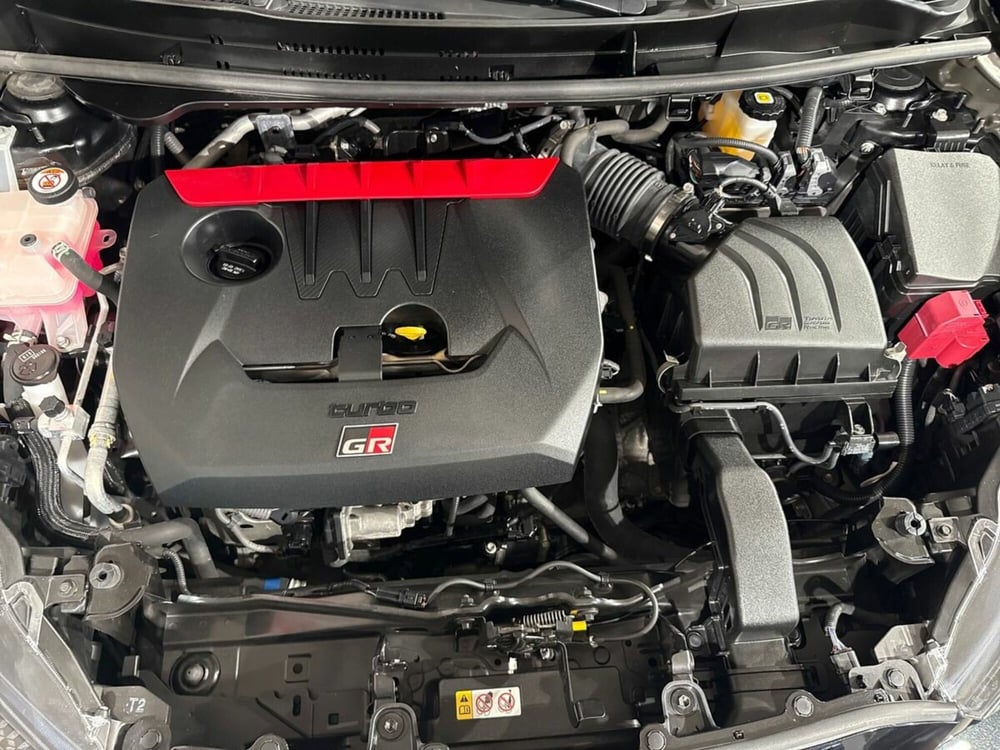 Toyota GR Yaris usata a Lecco (14)