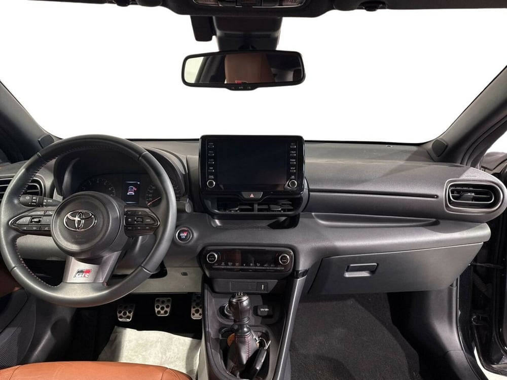 Toyota GR Yaris usata a Lecco (8)