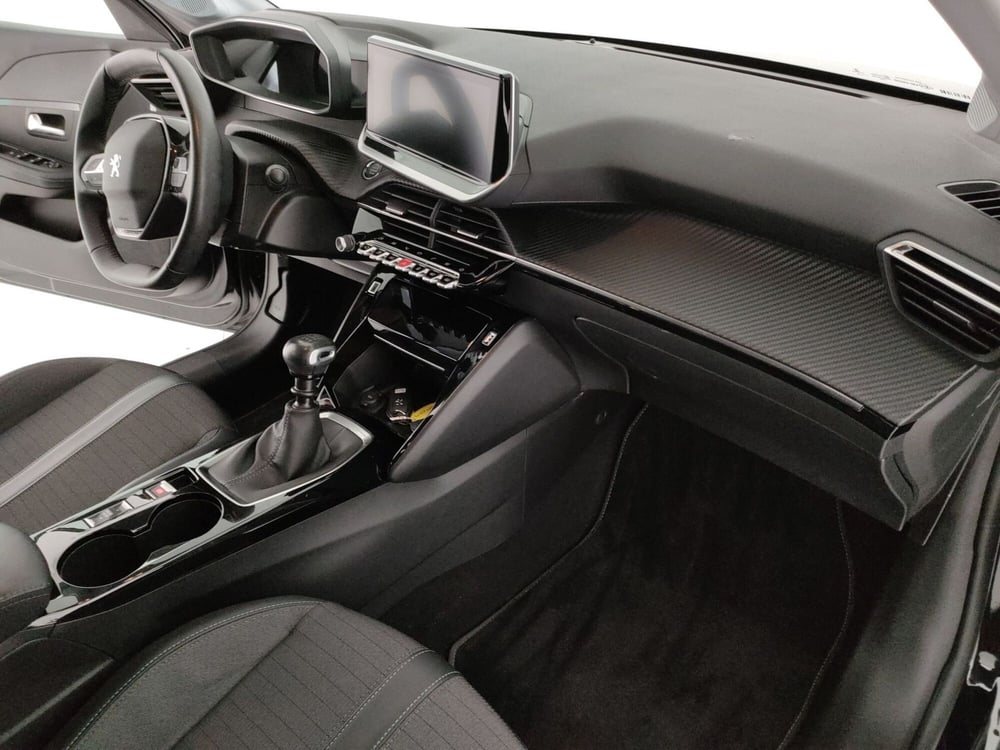 Peugeot 208 usata a Caserta (11)