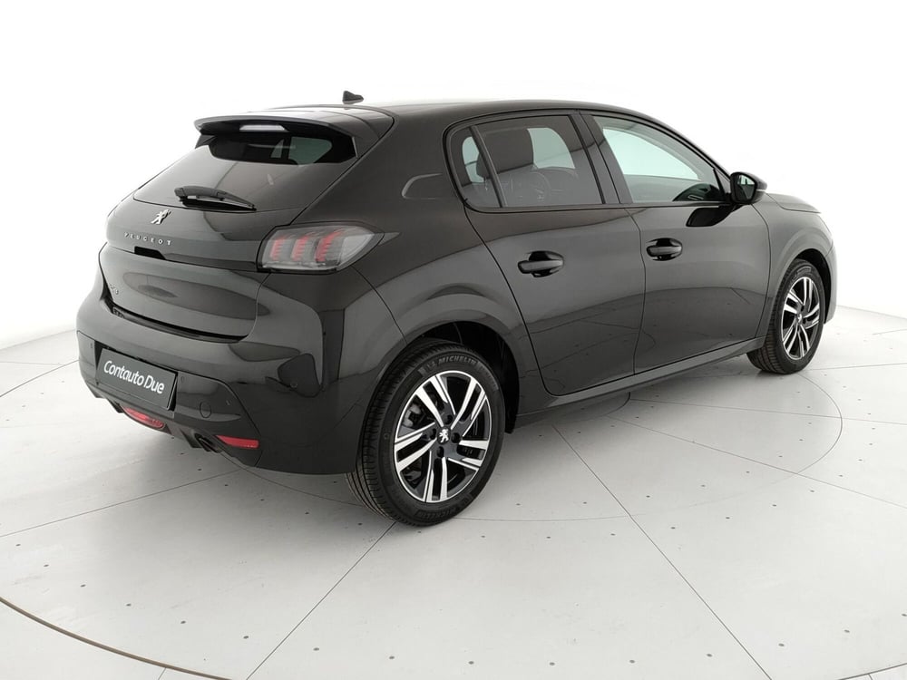 Peugeot 208 usata a Caserta (4)