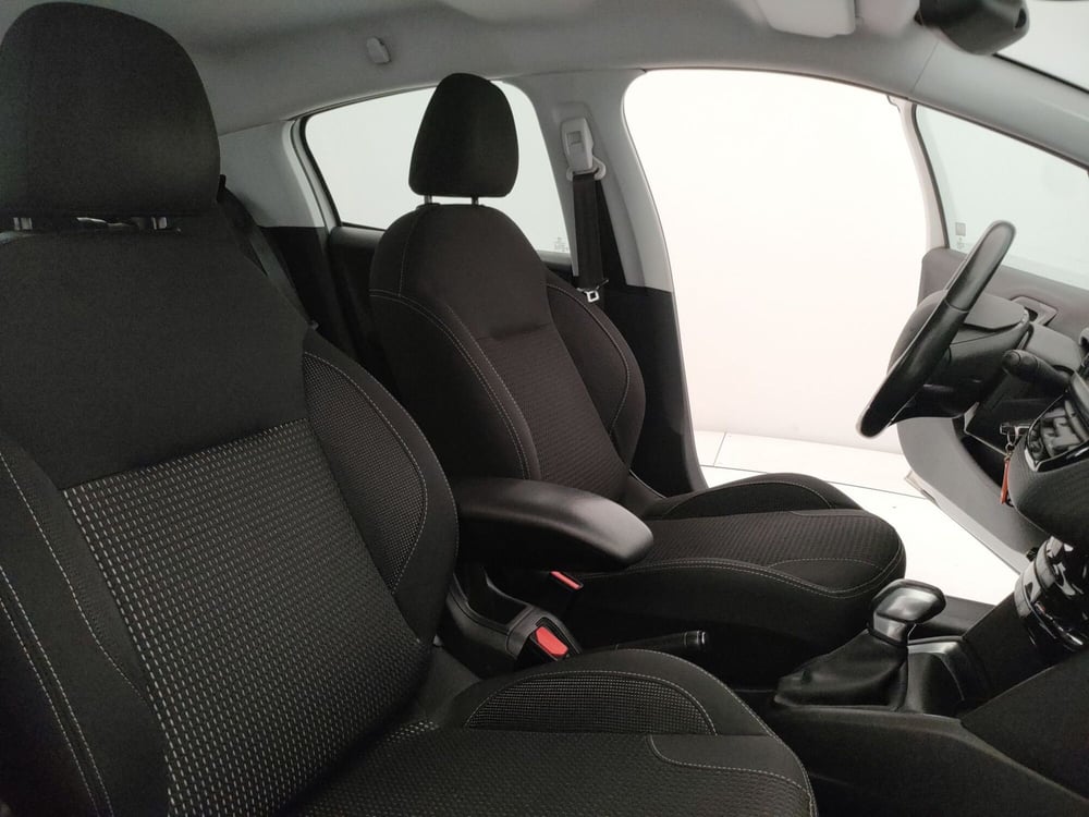 Peugeot 208 usata a Caserta (13)