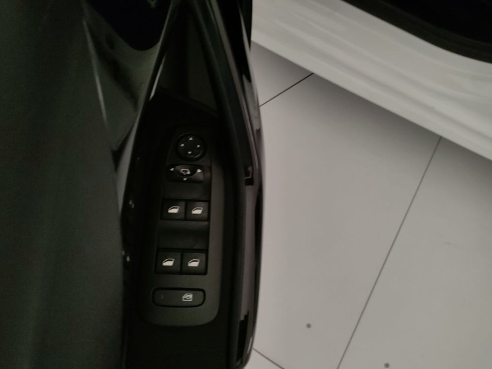 Peugeot 208 usata a Caserta (17)