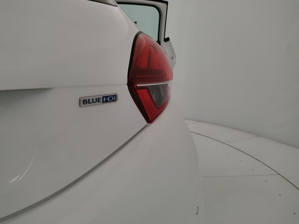 Peugeot 208 usata a Caserta (7)
