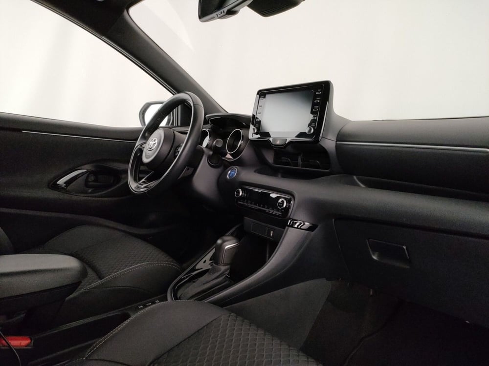 Toyota Yaris usata a Roma (7)
