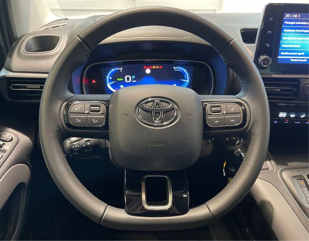 Toyota Proace City Verso Electric nuova a Ferrara (9)