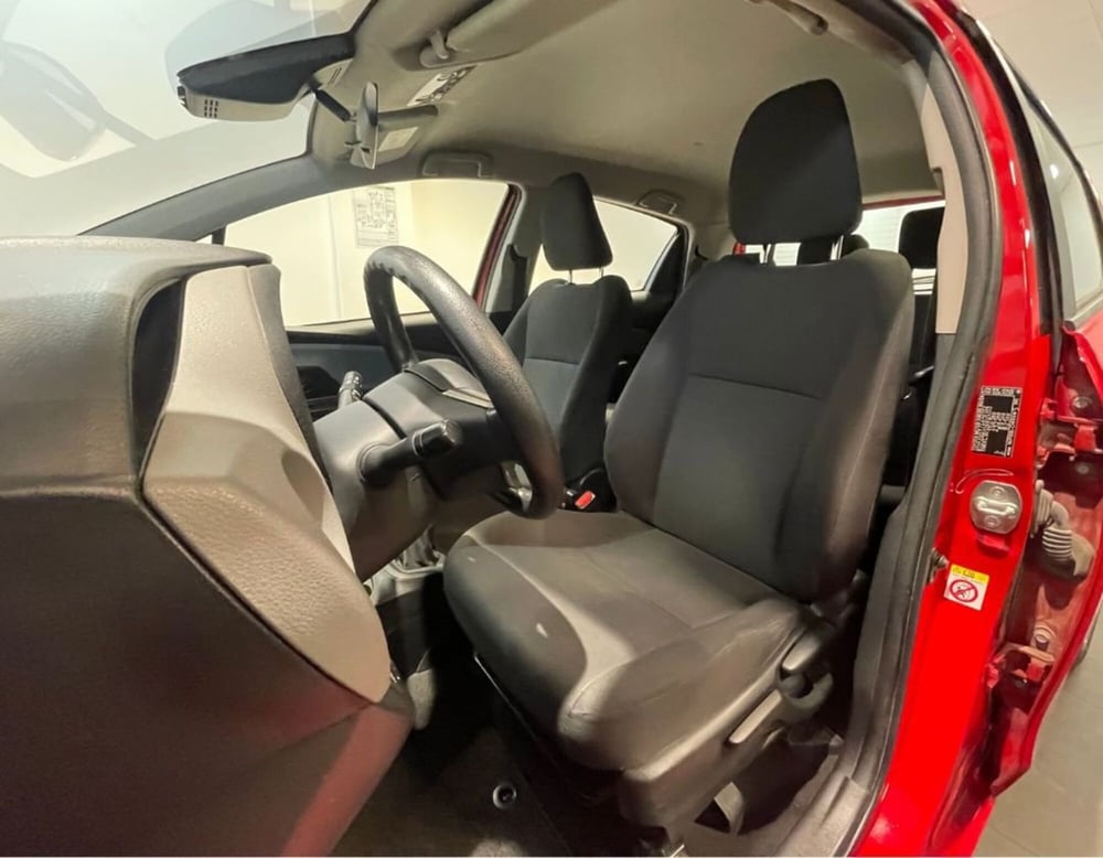 Toyota Yaris usata a Ferrara (13)