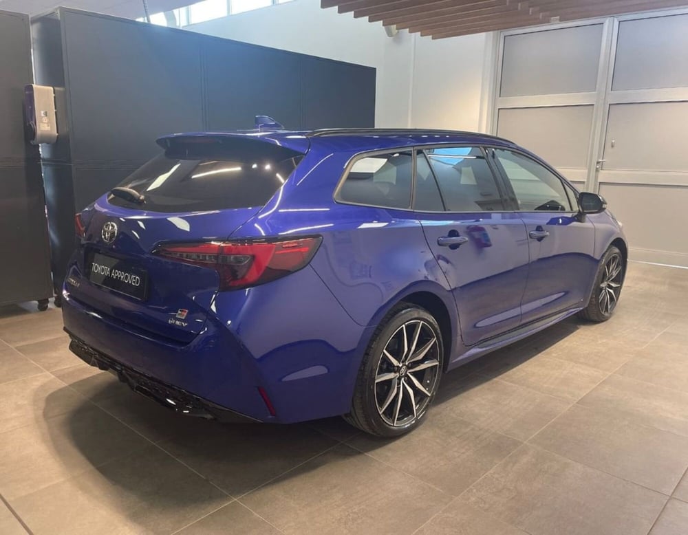Toyota Corolla Touring Sports usata a Ferrara (18)