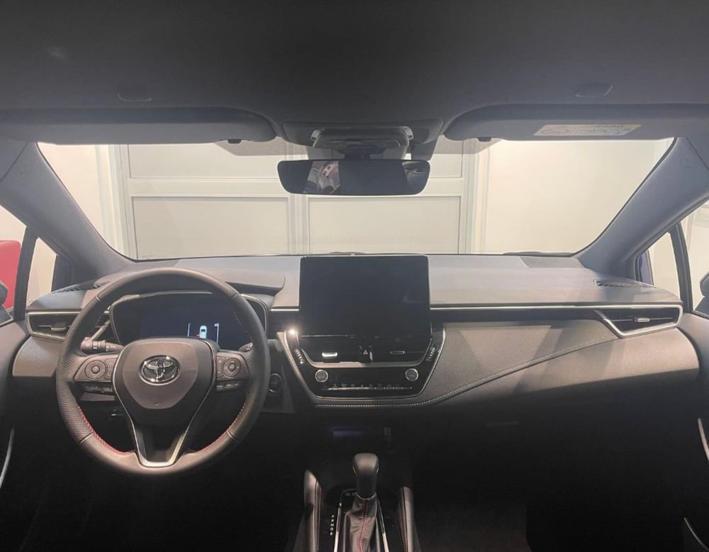 Toyota Corolla Touring Sports usata a Ferrara (8)