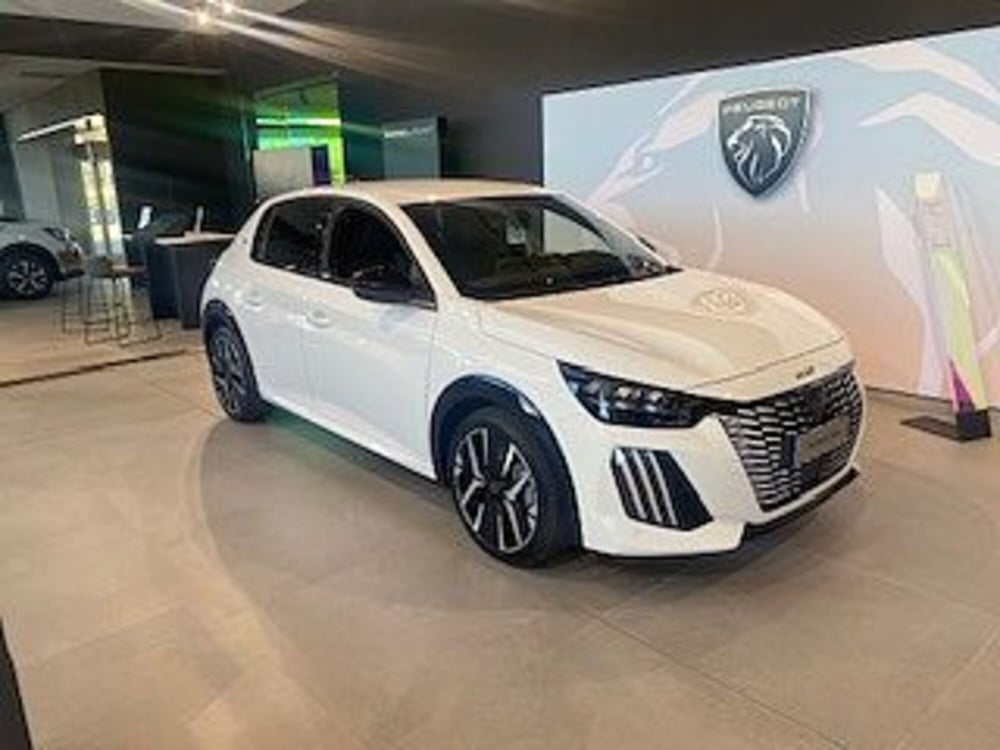 Peugeot 208 nuova a Cagliari (3)