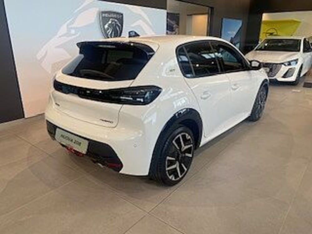 Peugeot 208 nuova a Cagliari (4)