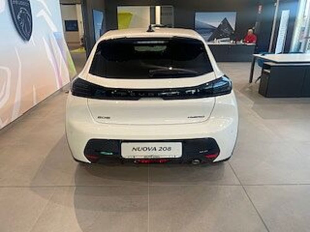 Peugeot 208 nuova a Cagliari (6)