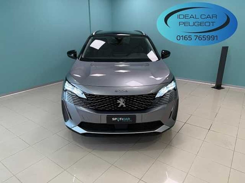 Peugeot 5008 usata a Aosta