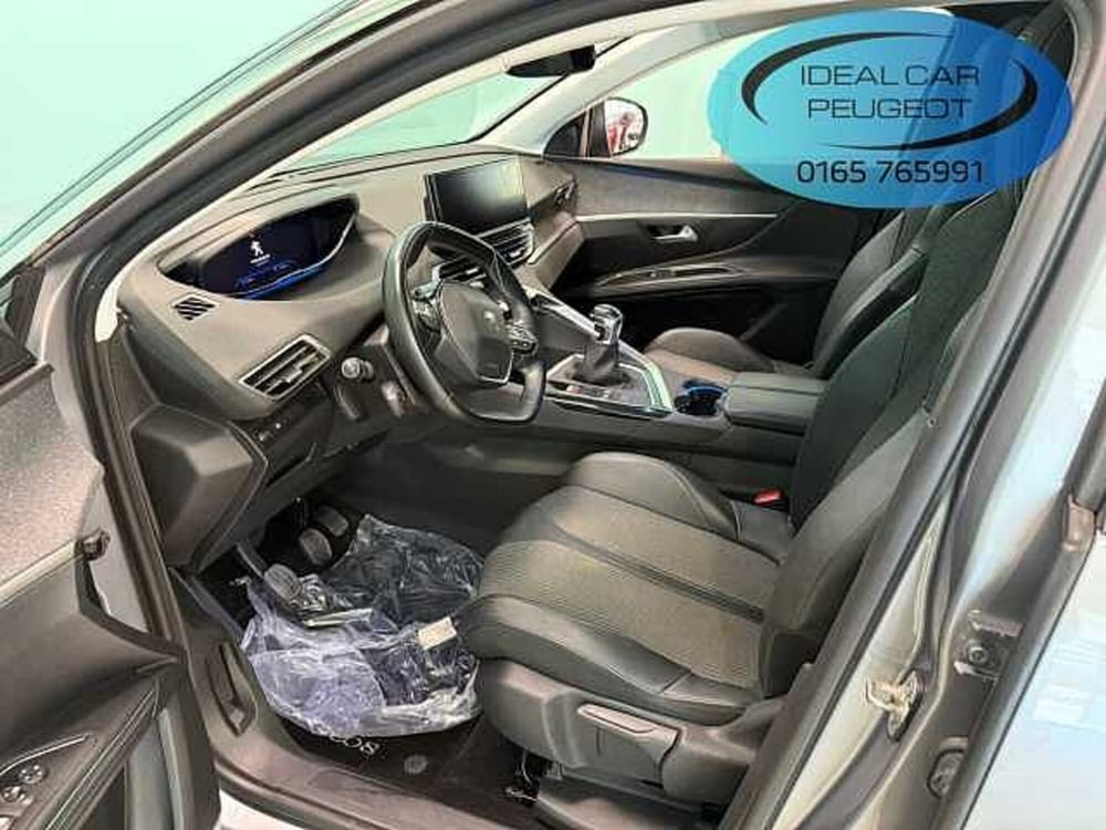 Peugeot 5008 usata a Aosta (10)