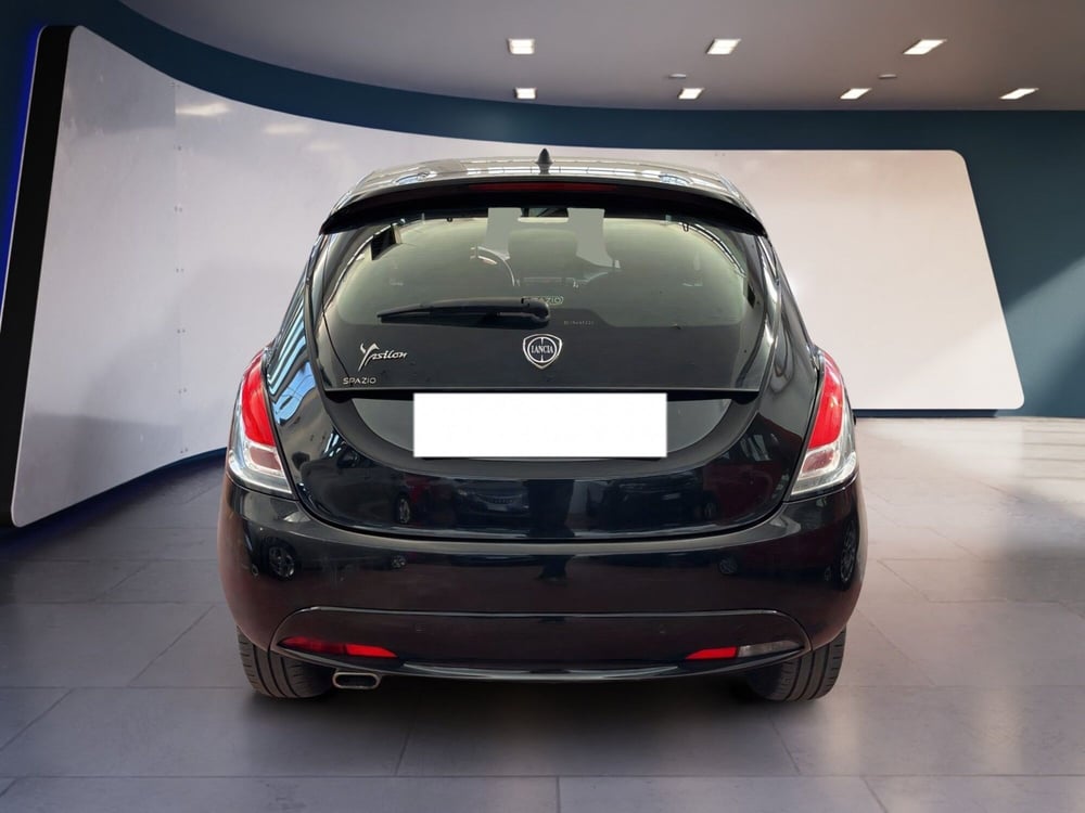 Lancia Ypsilon usata a Torino (6)
