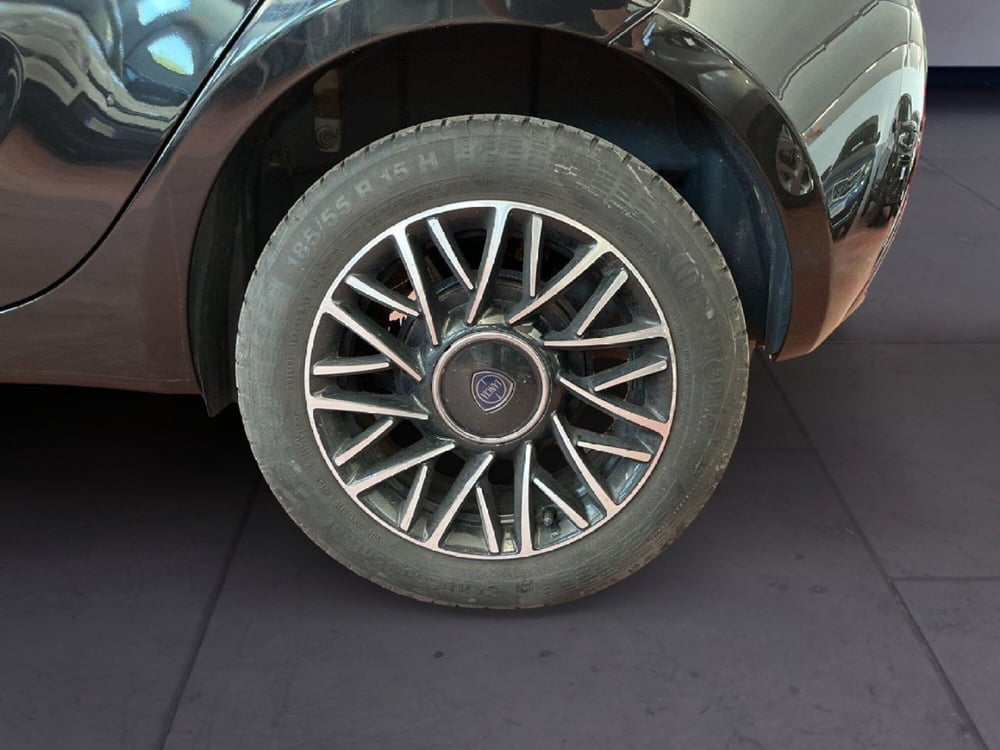Lancia Ypsilon usata a Torino (8)