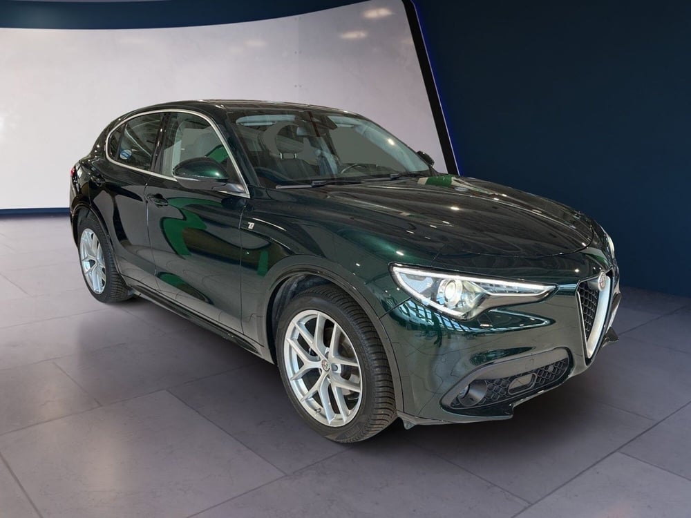 Alfa Romeo Stelvio usata a Torino (3)