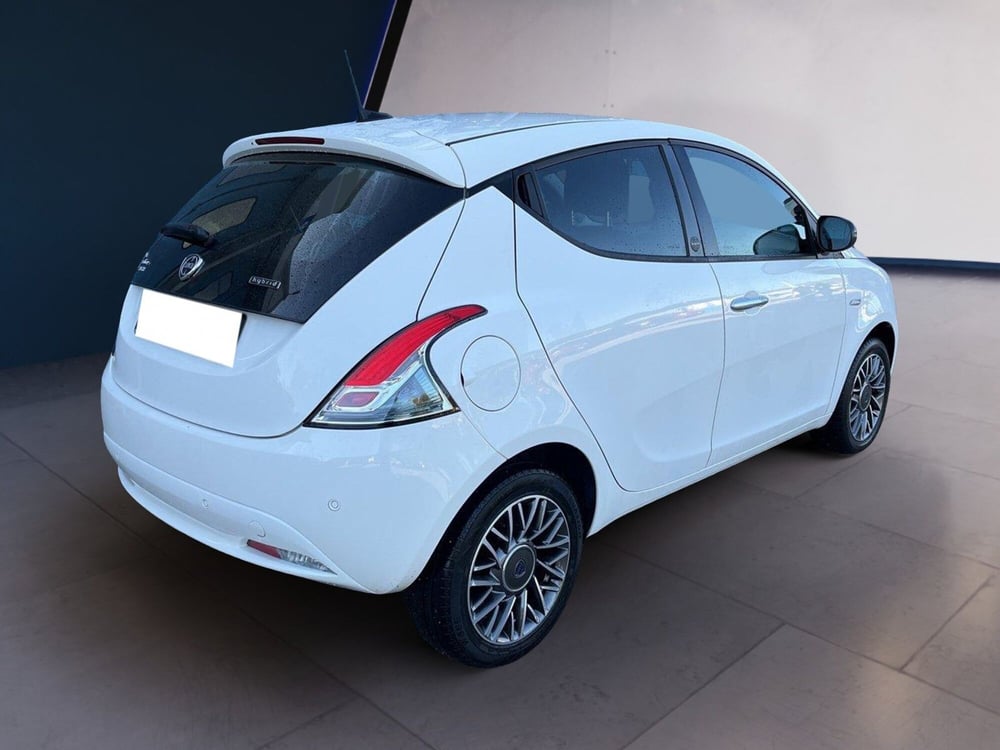 Lancia Ypsilon usata a Torino (4)
