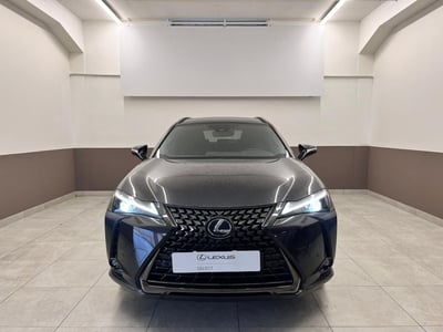 Lexus UX Hybrid 4WD Midnight del 2021 usata a Cremona