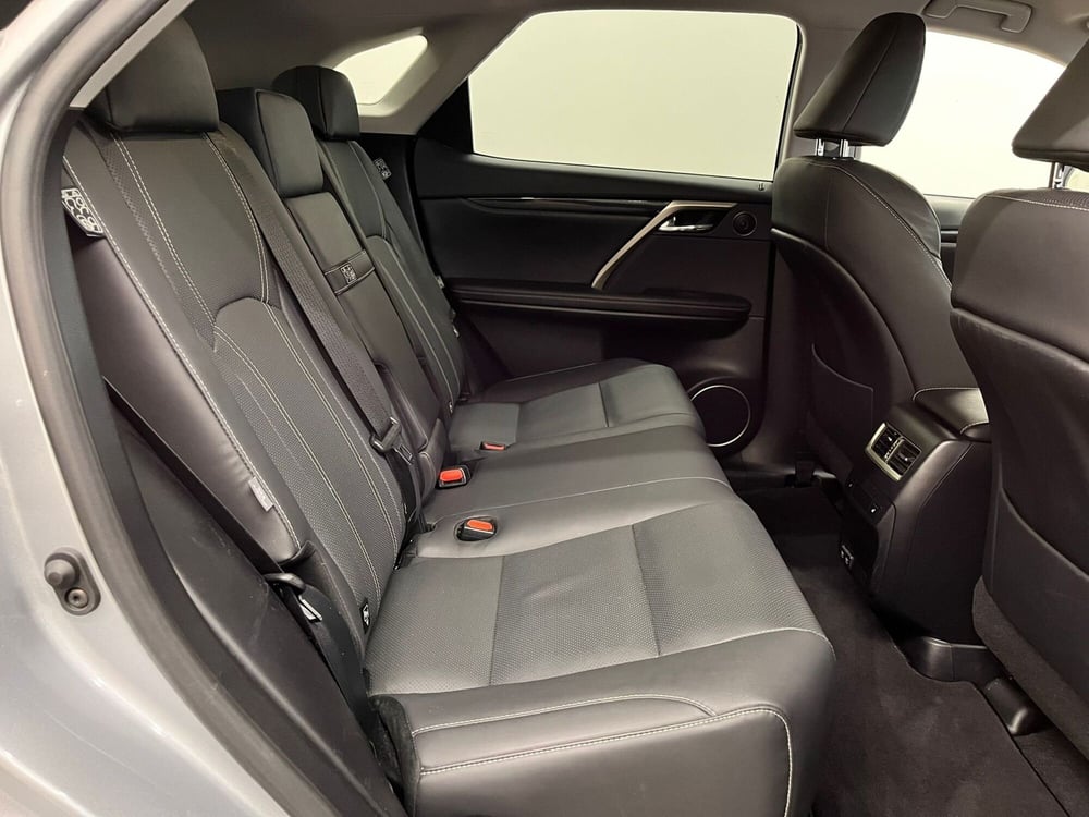 Lexus UX usata a Cremona (8)