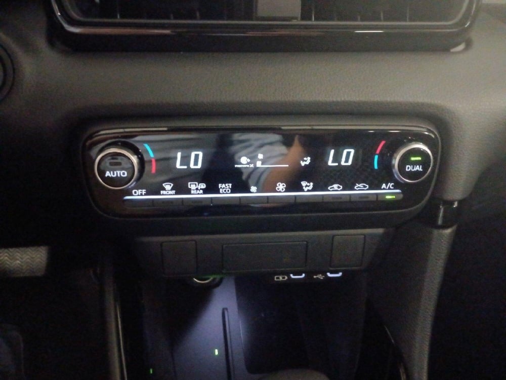 Toyota Yaris nuova a Milano (11)