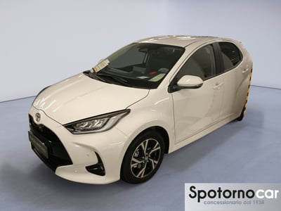 Toyota Yaris 1.5 Hybrid 5 porte Trend nuova a Sesto San Giovanni
