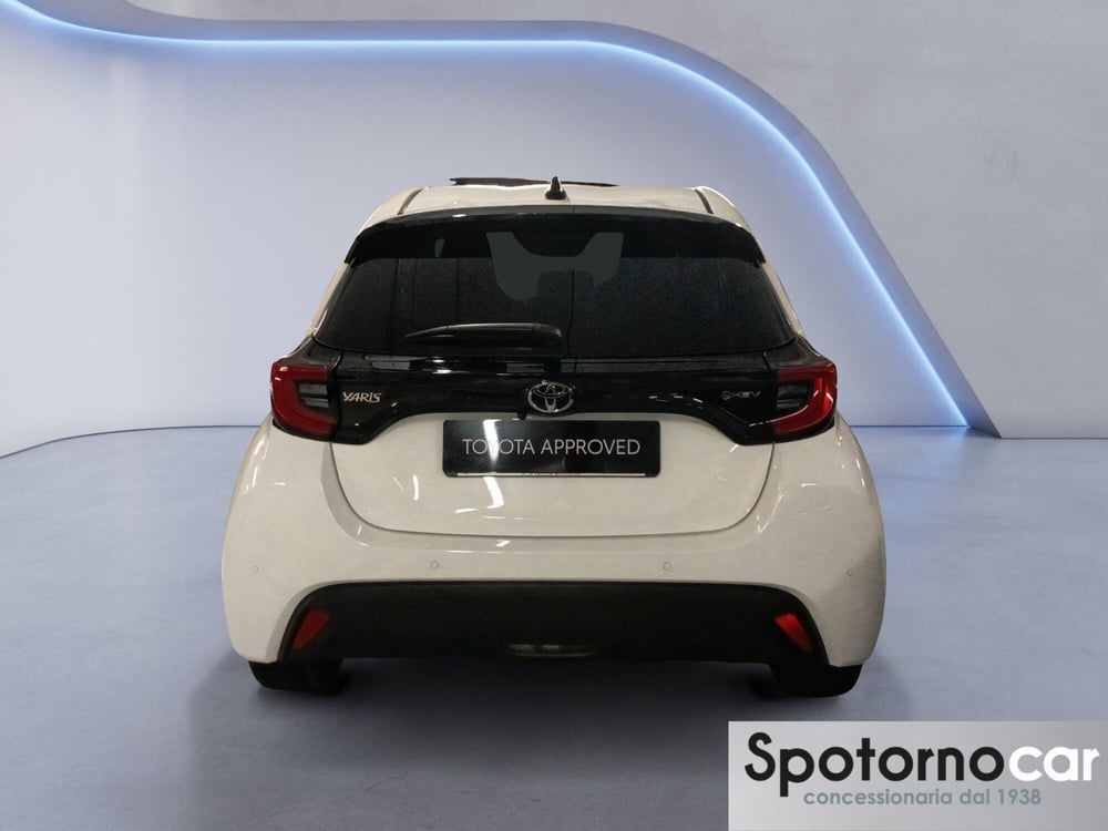 Toyota Yaris nuova a Milano (4)