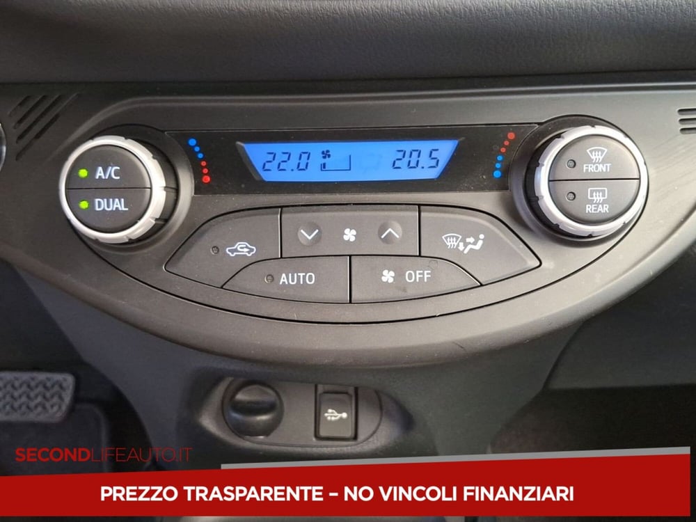 Toyota Yaris usata a Roma (15)