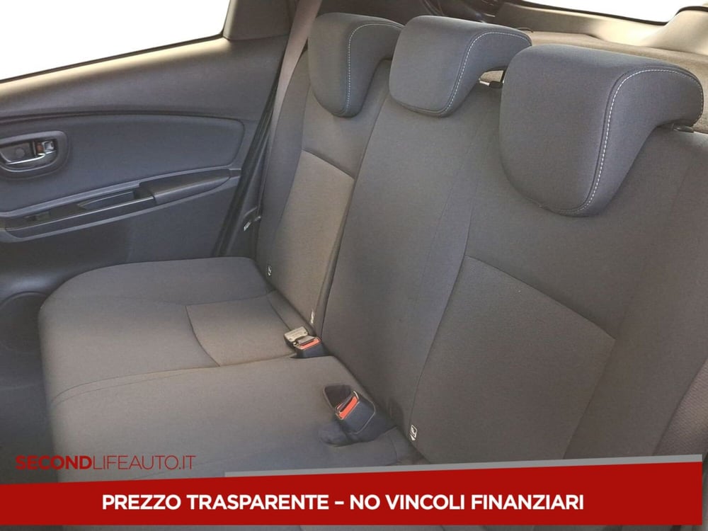 Toyota Yaris usata a Roma (16)