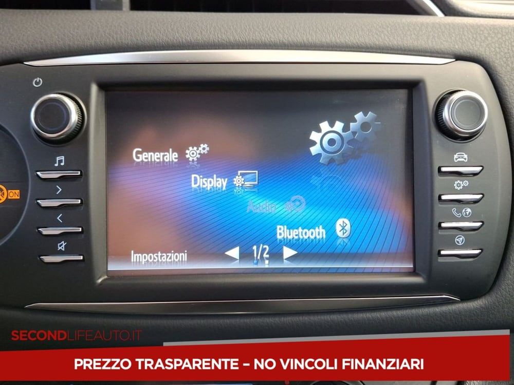 Toyota Yaris usata a Roma (17)